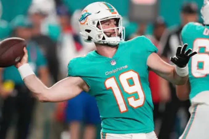 Skylar Thompson 2.0: Dolphins QB Earns Team's Trust, Ready to Shine