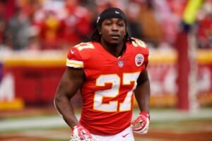 Kareem Hunt Returns to Kansas City: Chiefs Sign Pro Bowl Running Back to Practice Squad