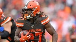 Chiefs Reunite with Kareem Hunt: Veteran Running Back Joins Practice Squad