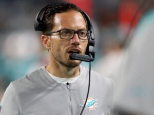 McDaniel's Play-Calling Disaster Costs Dolphins, according to fans