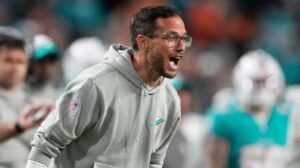 McDaniel Takes Blame for Dolphins' Blowout Loss