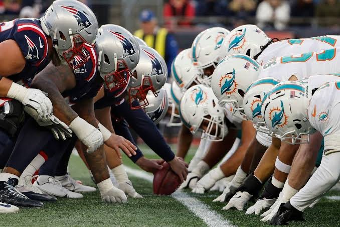 Dolphins Aim to Take Advantage of Patriots' Locker Room Discord