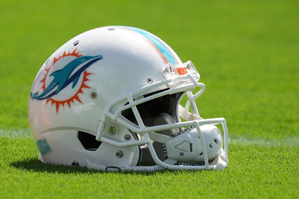 Dolphins' Last-Minute Trade Deadline Deals: 3 Moves to Make